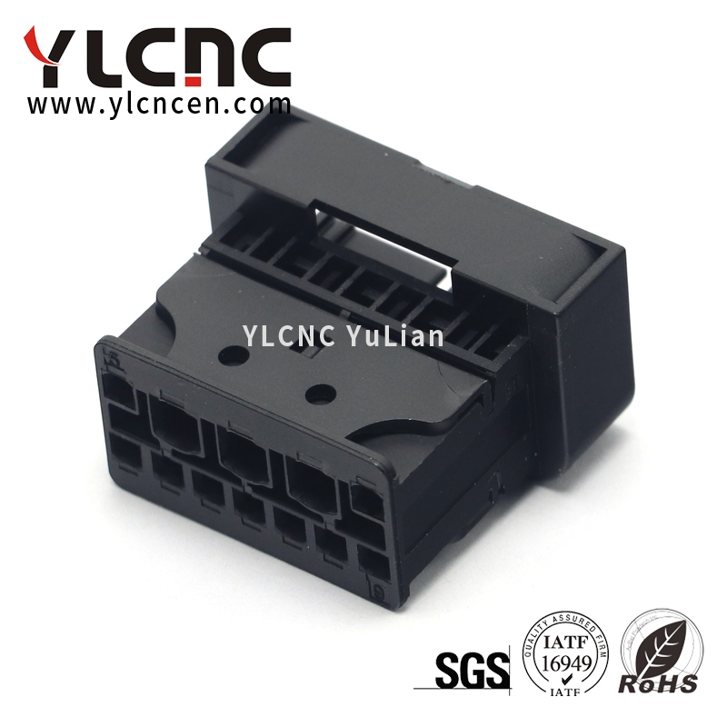 61132359991 YLCNC 12 Pin BMW Headlight Plug 1-1452337-1