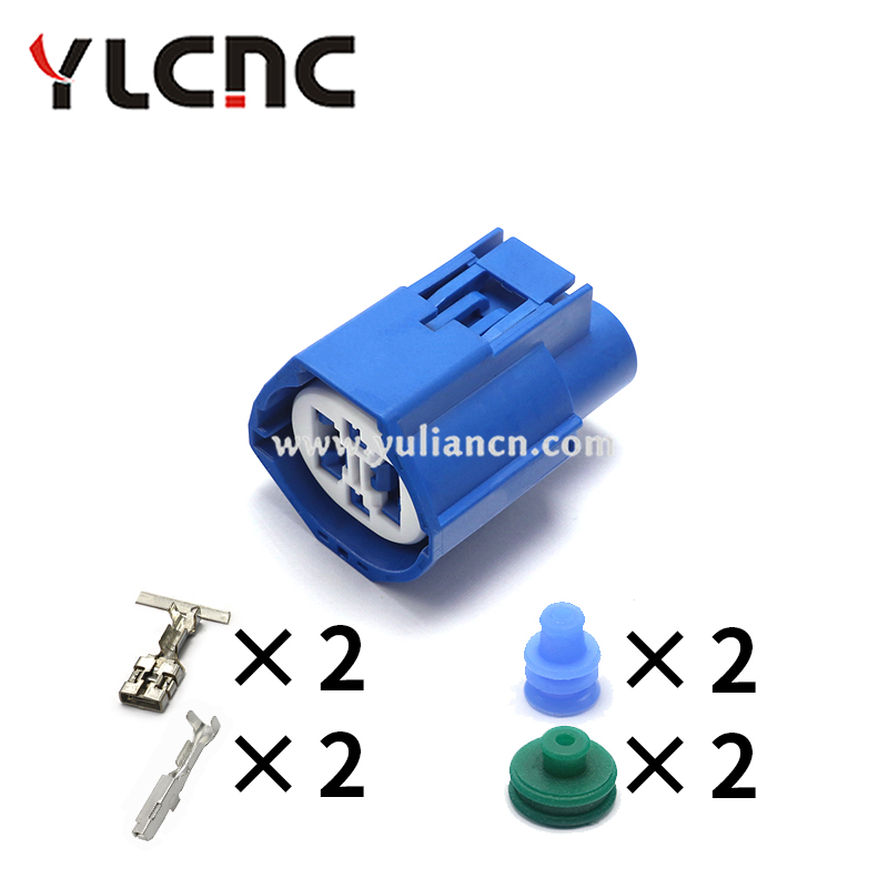 7282-8497-90/7283-8497-90 YLCNC 4 PINS Car Radiator Cooling Module Fan Motor Connector