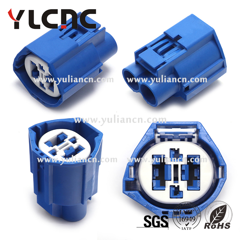 7282-8497-90/7283-8497-90 YLCNC 4 PINS Car Radiator Cooling Module Fan Motor Connector